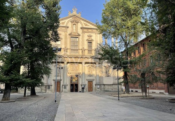 appartamento in vendita a Milano in zona Porta Nuova