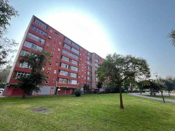 appartamento in vendita a Milano in zona Trenno