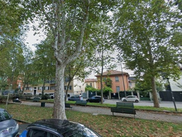 appartamento in vendita a Milano in zona Sempione