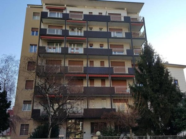appartamento in vendita a Milano in zona Niguarda