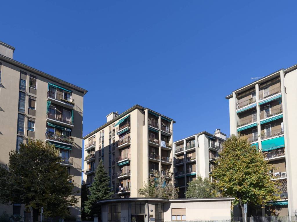 appartamento in vendita a Milano in zona Affori