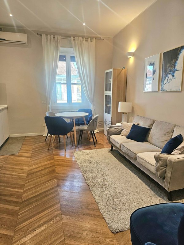 appartamento in vendita a Milano in zona Loreto