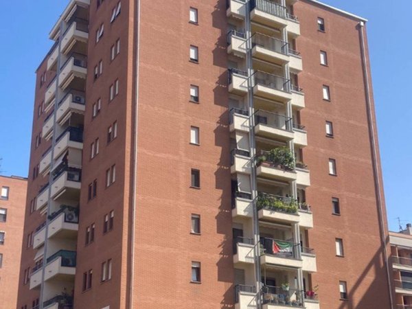 appartamento in vendita a Milano in zona Ponte Lambro