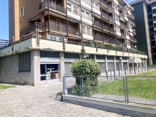 appartamento in vendita a Milano in zona Rogoredo