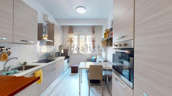 appartamento in vendita a Milano in zona Piazzale Lodi