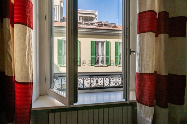 appartamento in vendita a Milano in zona Porta Genova