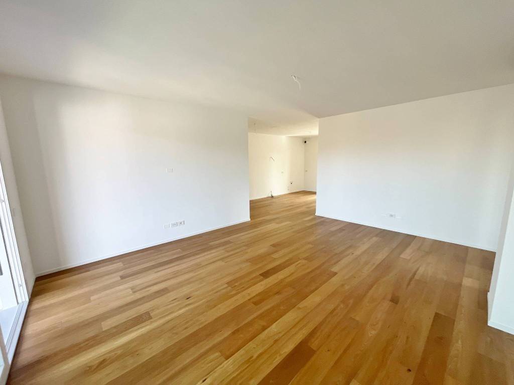 appartamento in vendita a Milano in zona Famagosta