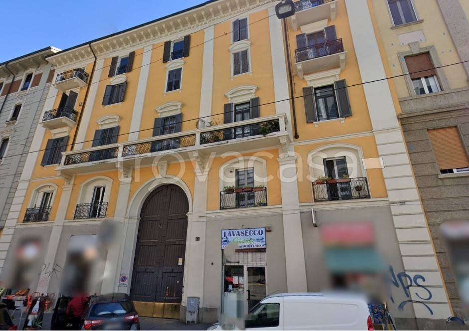negozio in vendita a Milano in zona Isola