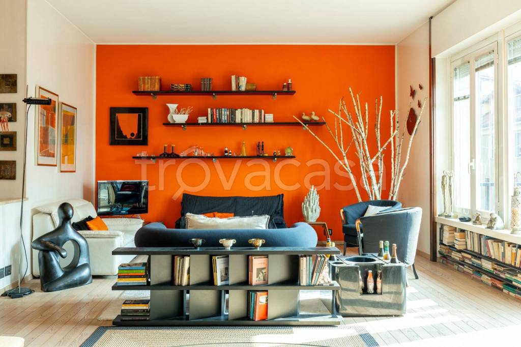 appartamento in vendita a Milano in zona Porta Romana