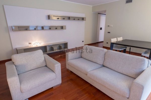 appartamento in vendita a Milano in zona Il Portello