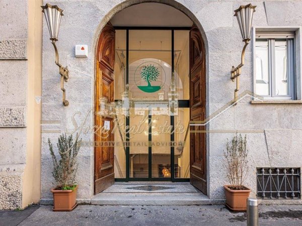 negozio in vendita a Milano in zona Porta Romana