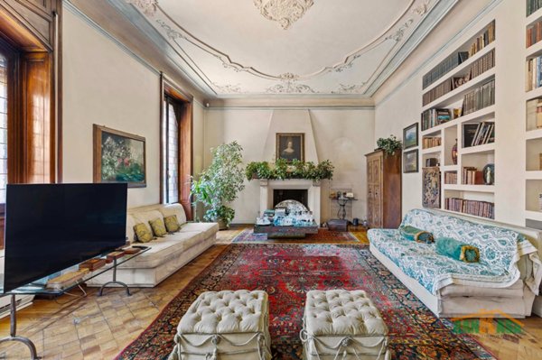 appartamento in vendita a Milano in zona Centro Direzionale