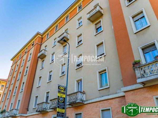 appartamento in vendita a Milano in zona Montalbino