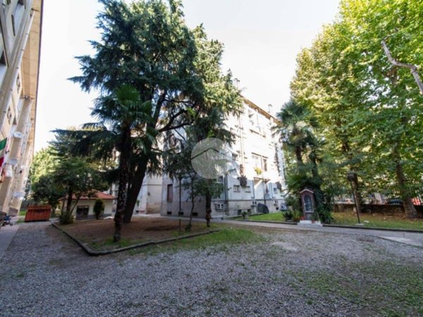 appartamento in vendita a Milano in zona San Siro