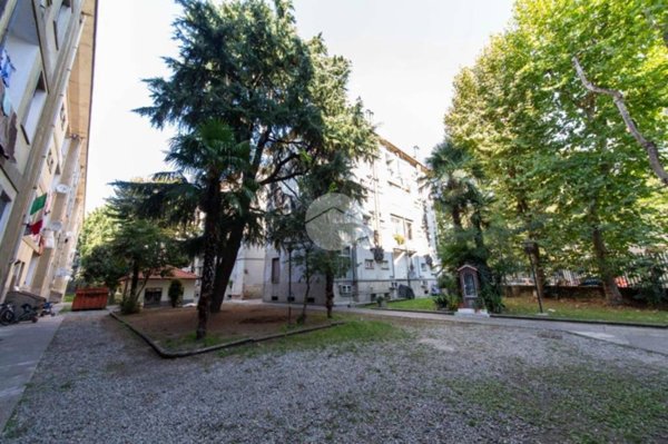 appartamento in vendita a Milano in zona San Siro