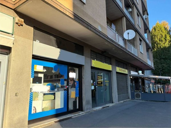 appartamento in vendita a Milano in zona Gorla