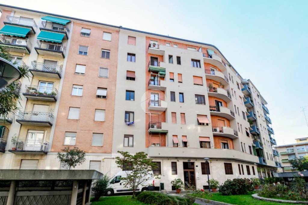 appartamento in vendita a Milano in zona San Siro