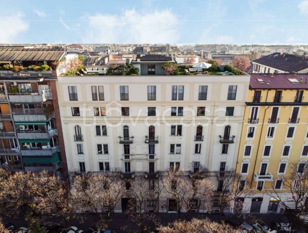 appartamento in vendita a Milano in zona Casoretto