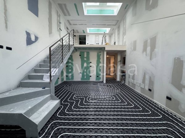 appartamento in vendita a Milano in zona Bocconi