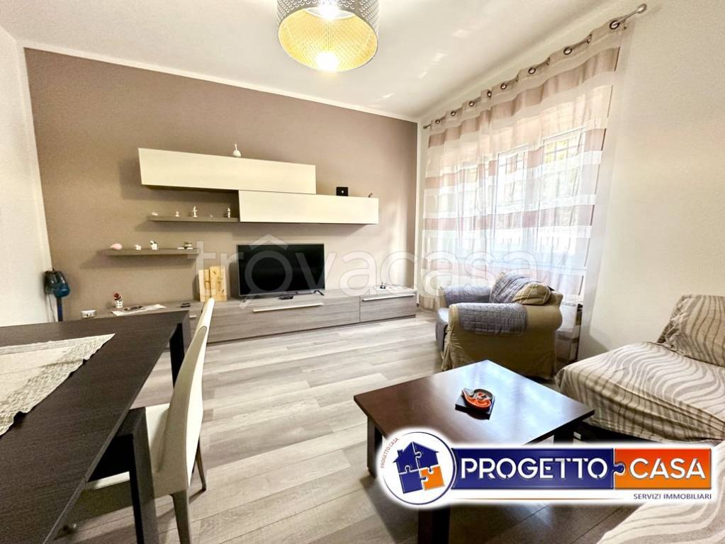 appartamento in vendita a Milano in zona Loreto