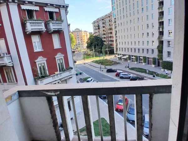 appartamento in vendita a Milano in zona Bocconi