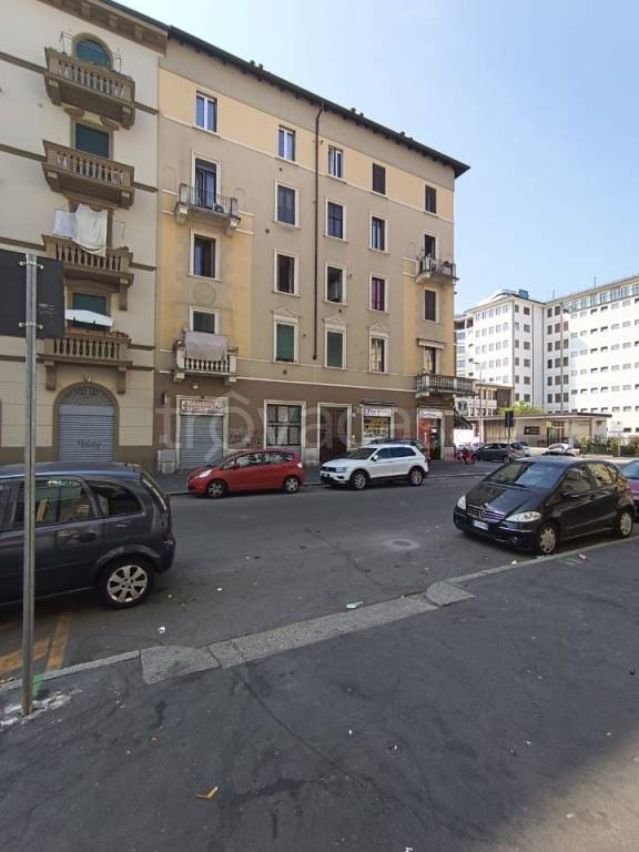 appartamento in vendita a Milano in zona Corvetto
