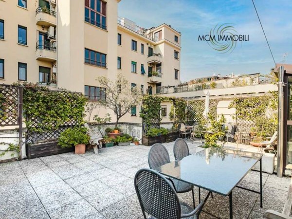 appartamento in vendita a Milano in zona Porta Venezia