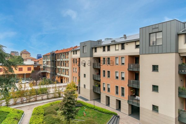 appartamento in vendita a Milano in zona Ronchetto sul Naviglio