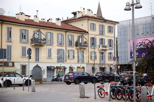 appartamento in vendita a Milano in zona Porta Ticinese