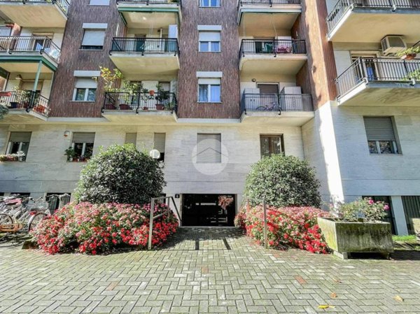 appartamento in vendita a Milano in zona Affori
