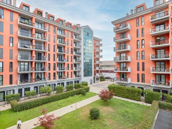 appartamento in vendita a Milano in zona Porta Vittoria