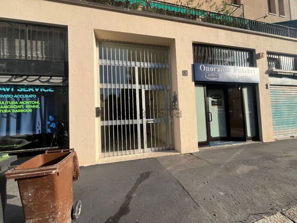ufficio in vendita a Milano in zona Gorla