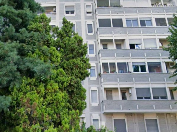 appartamento in vendita a Milano in zona Vigentino