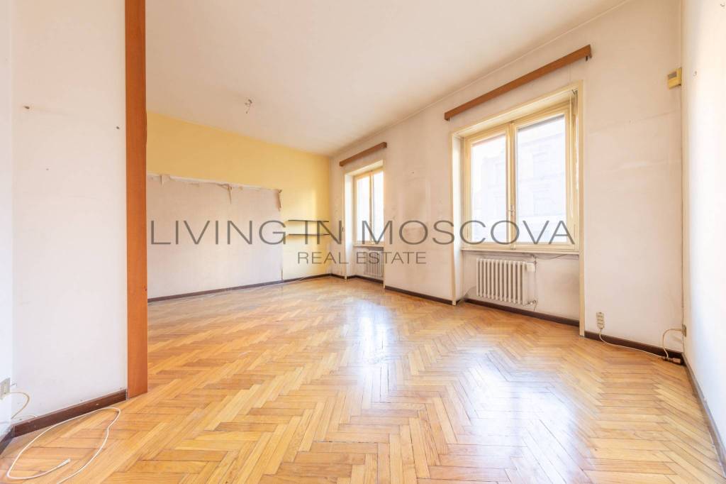 appartamento in vendita a Milano in zona Guastalla