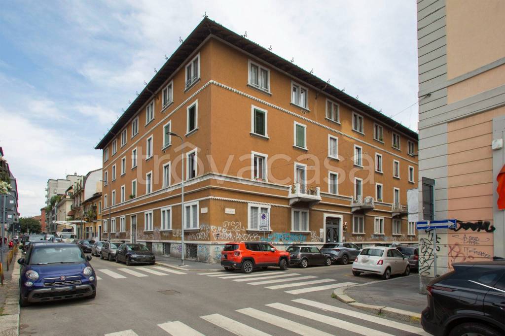 appartamento in vendita a Milano in zona Isola