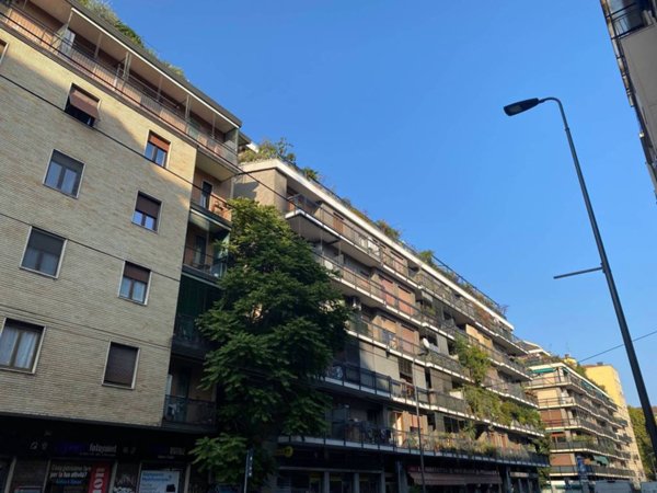 appartamento in vendita a Milano in zona Piazzale Lodi