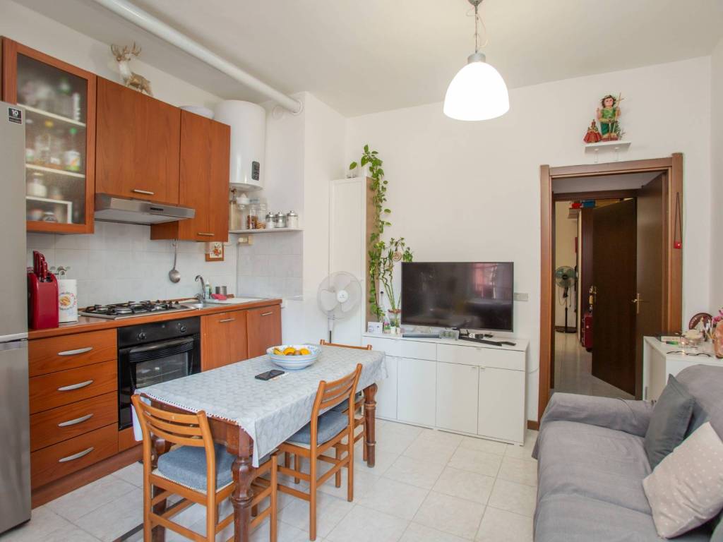 appartamento in vendita a Milano in zona Sempione