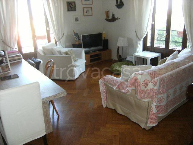 appartamento in vendita a Milano in zona Parco Solari