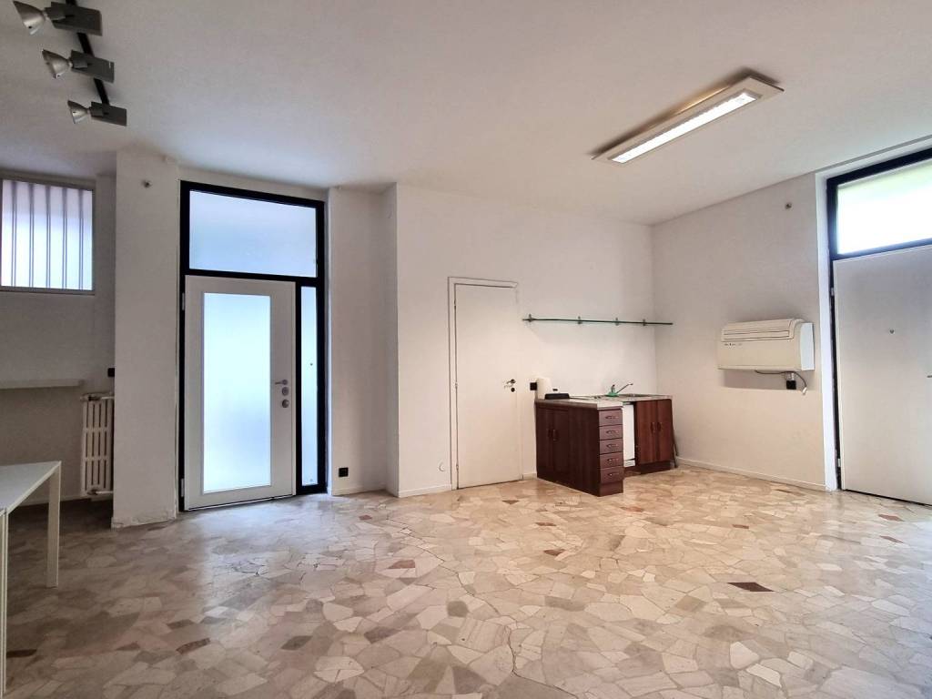 appartamento in vendita a Milano in zona San Siro