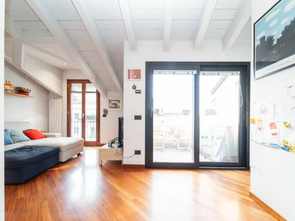 appartamento in vendita a Milano in zona Città Studi
