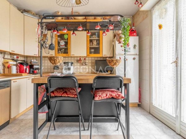 appartamento in vendita a Milano in zona Corvetto