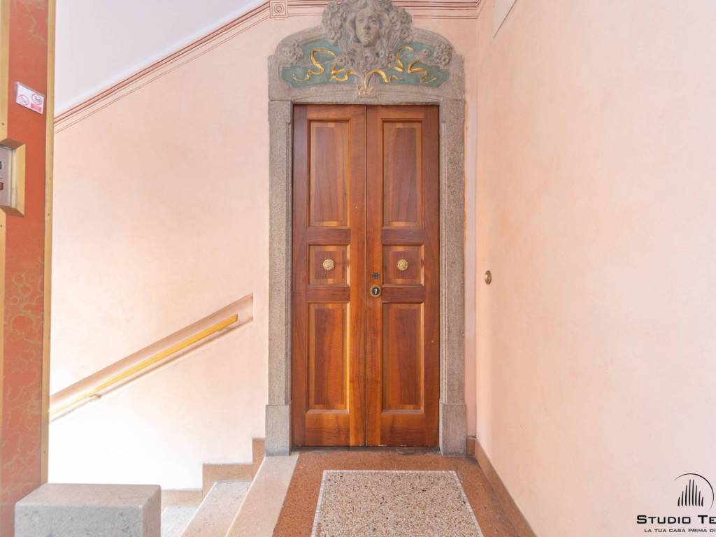 appartamento in vendita a Milano in zona Centro Direzionale