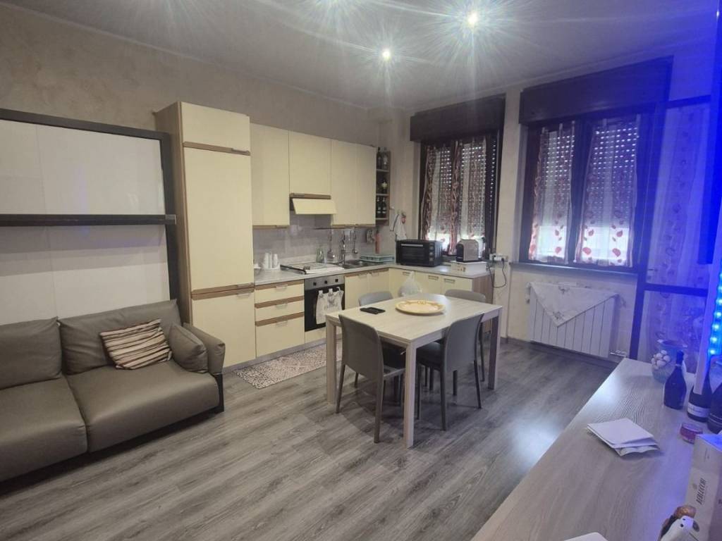 appartamento in vendita a Milano in zona Affori