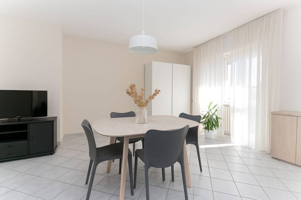 appartamento in vendita a Milano in zona Quarto Oggiaro