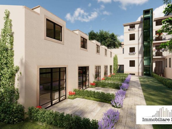 casa indipendente in vendita a Milano in zona Adriano