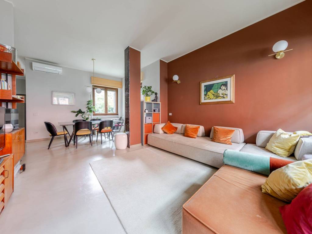 appartamento in vendita a Milano in zona Maggiolina
