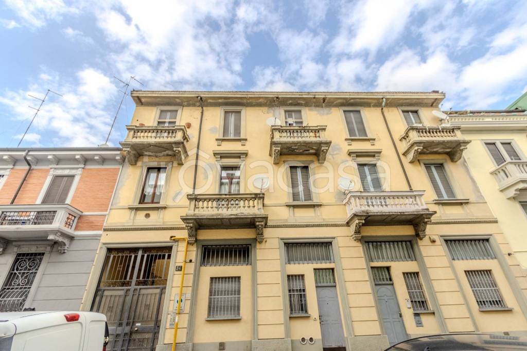 appartamento in vendita a Milano in zona Precotto