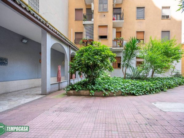 appartamento in vendita a Milano in zona Solari