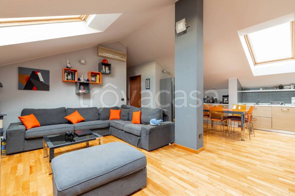 appartamento in vendita a Milano