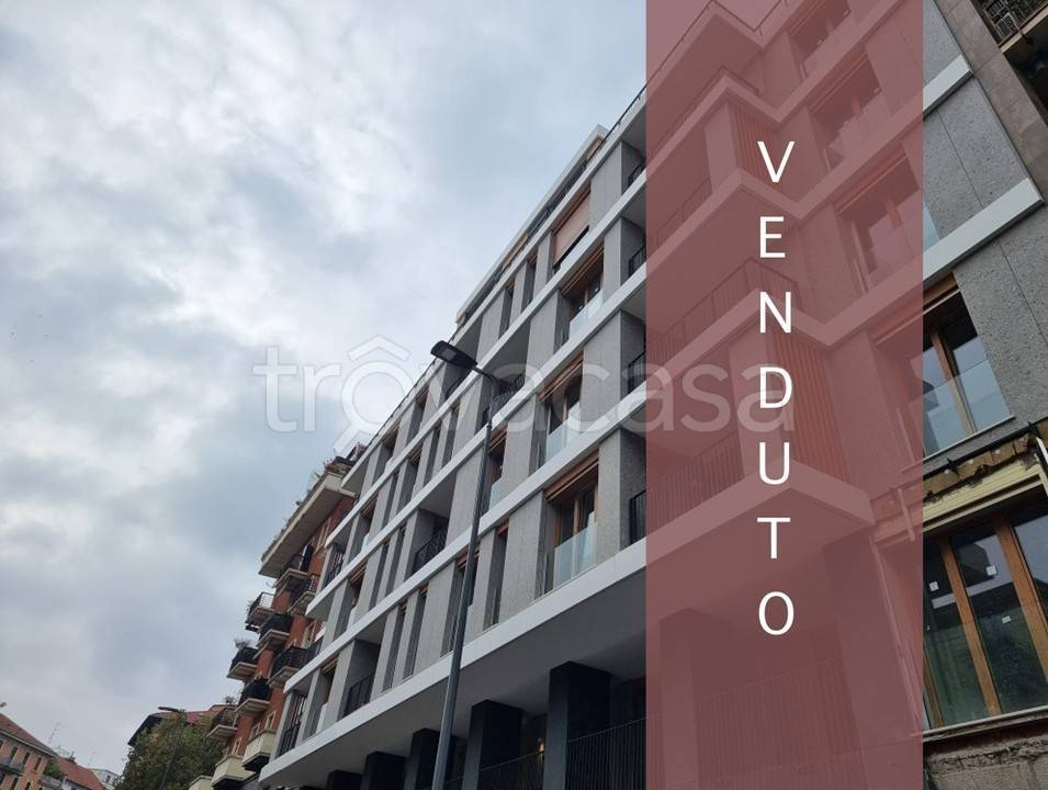 appartamento in vendita a Milano in zona Città Studi
